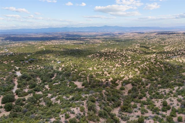 47 Pacheco Meadow Lane, Santa Fe, NM 87506