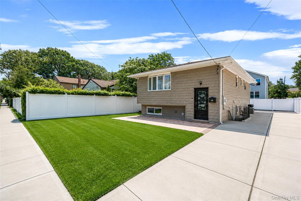 188 Frederick Avenue, Roosevelt, NY 11575