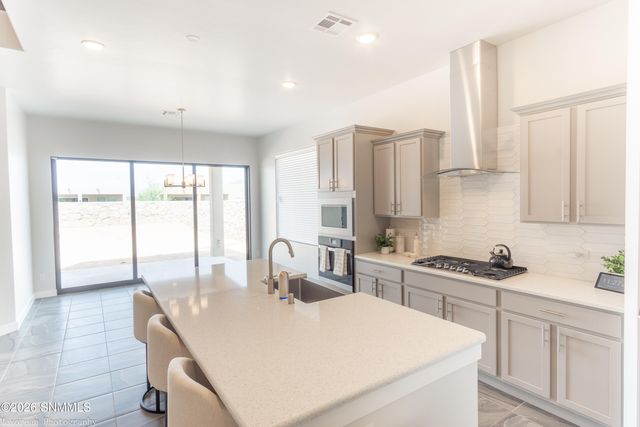 6249 Recoleta Road, Las Cruces, NM 88012