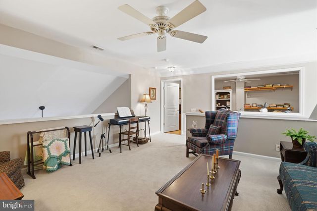 104 MCCONKEY DR, Washington Crossing, PA 18977