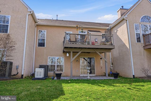 104 MCCONKEY DR, Washington Crossing, PA 18977
