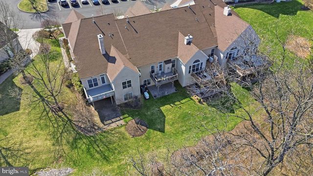 104 MCCONKEY DR, Washington Crossing, PA 18977