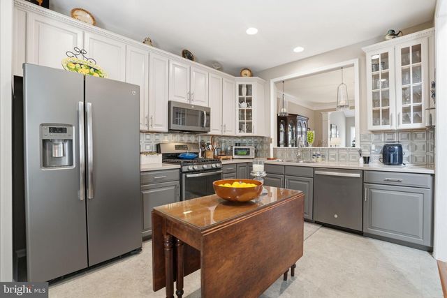 104 MCCONKEY DR, Washington Crossing, PA 18977