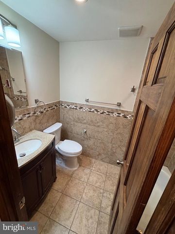 10779 HELMER DR, Philadelphia, PA 19154