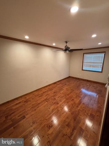 10779 HELMER DR, Philadelphia, PA 19154