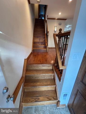 10779 HELMER DR, Philadelphia, PA 19154