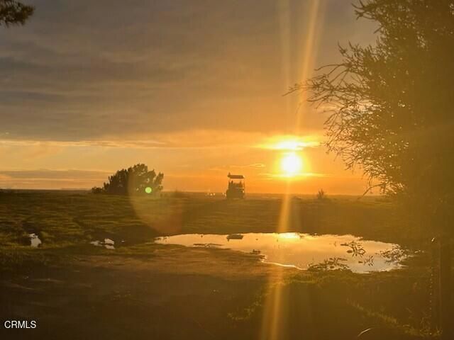 1250 Crestview Avenue, Camarillo, CA 93010