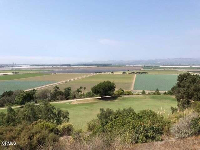 1250 Crestview Avenue, Camarillo, CA 93010