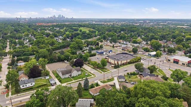 961 37th Avenue NE, Columbia Heights, MN 55421