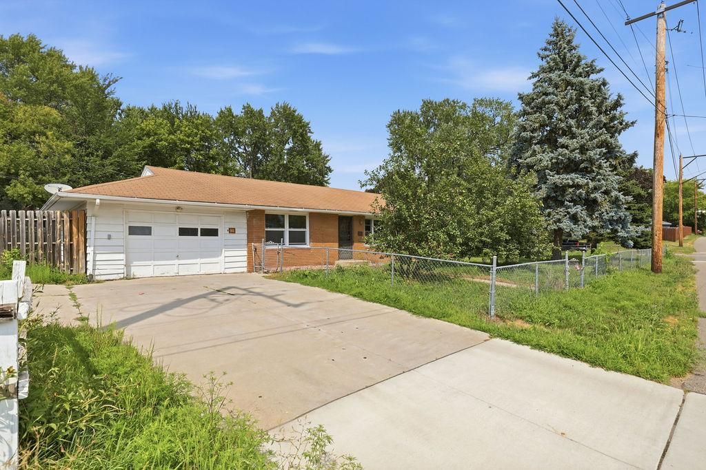 961 37th Avenue NE, Columbia Heights, MN 55421