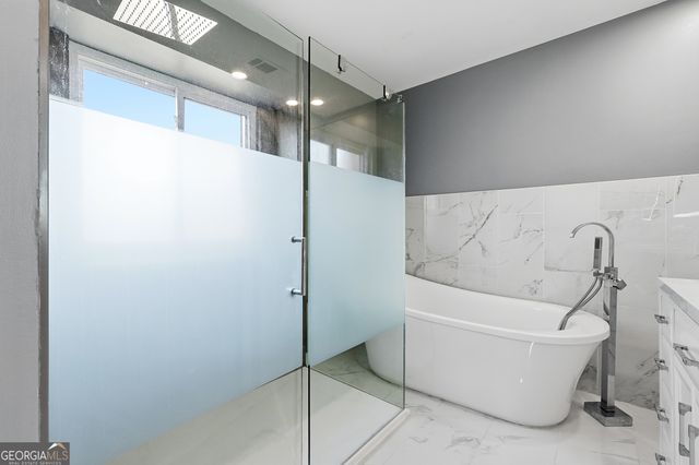 500 Willow Lookout, Alpharetta, GA 30022