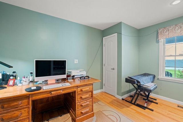 3085 Hunters Hill Dr 3085, Dighton, MA 02715
