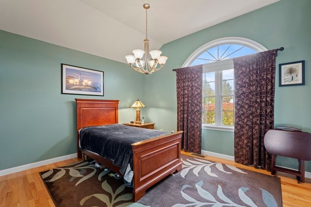 3085 Hunters Hill Dr 3085, Dighton, MA 02715
