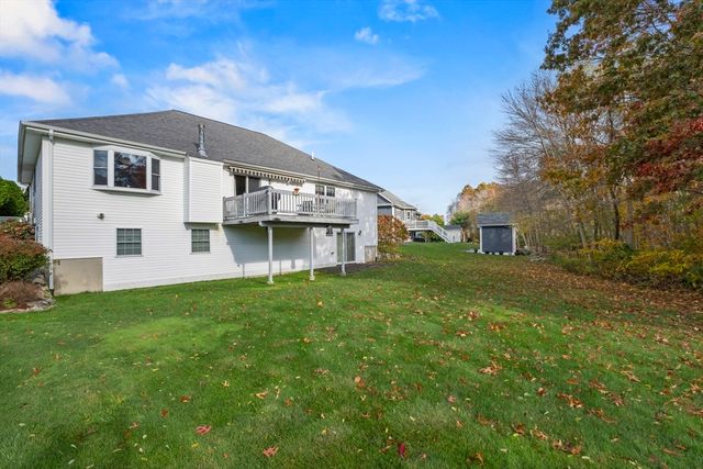 3085 Hunters Hill Dr 3085, Dighton, MA 02715