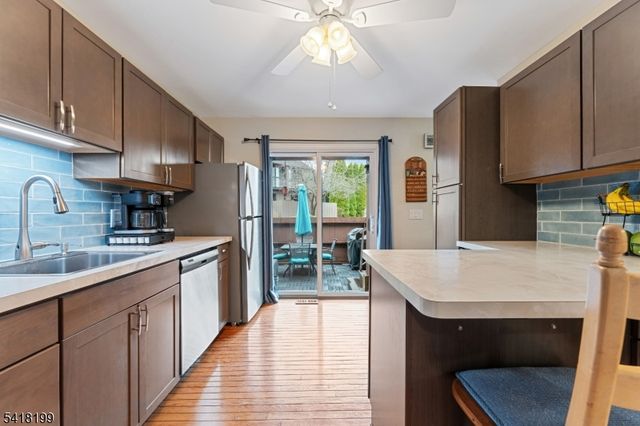 29 Bloomingdale Dr 2B, Hillsborough Twp., NJ 08844