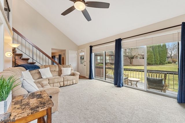 29 Bloomingdale Dr 2B, Hillsborough Twp., NJ 08844