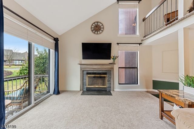 29 Bloomingdale Dr 2B, Hillsborough Twp., NJ 08844