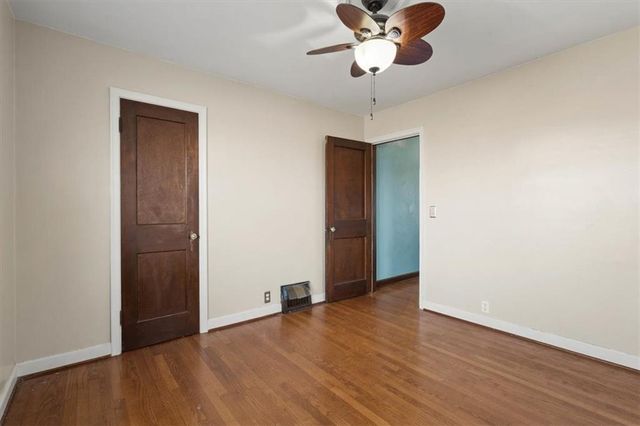 7313 W 61ST Street, Overland Park, KS 66202