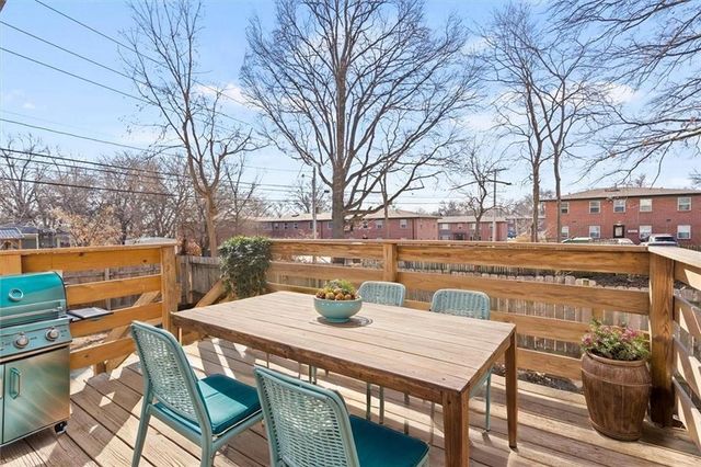 7313 W 61ST Street, Overland Park, KS 66202