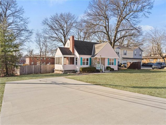 7313 W 61ST Street, Overland Park, KS 66202