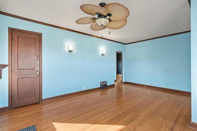 7313 W 61ST Street, Overland Park, KS 66202