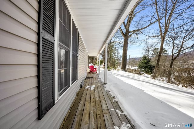 19 Candlewood Springs, New Milford, CT 06776