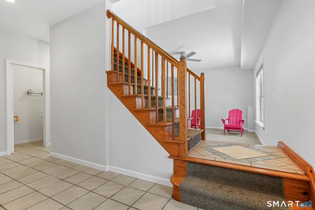 19 Candlewood Springs, New Milford, CT 06776