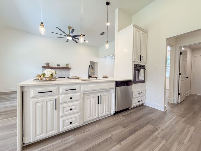 5424 Appalachian Way, Fort Worth, TX 76123