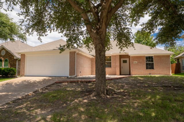 5424 Appalachian Way, Fort Worth, TX 76123