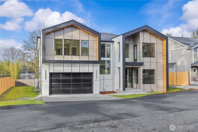 20921 1st Place S, Des Moines, WA 98198