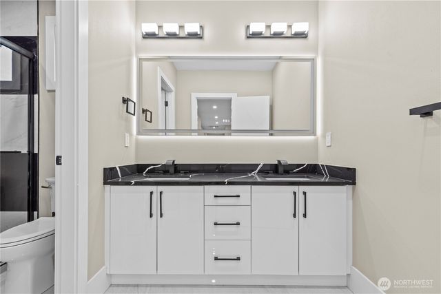 20921 1st Place S, Des Moines, WA 98198