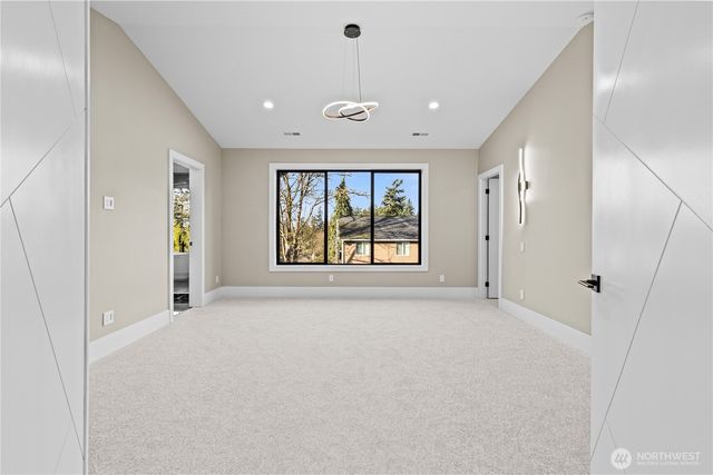 20921 1st Place S, Des Moines, WA 98198