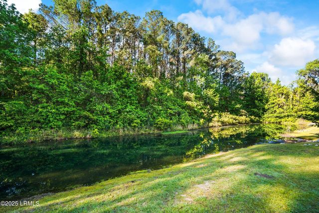 13 Bittie Circle, Beaufort, SC 29906