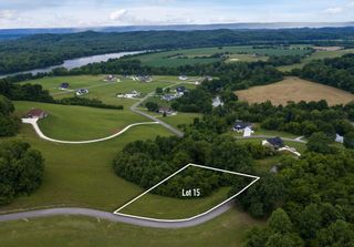 15 Espalier Drive, Decatur, TN 37322
