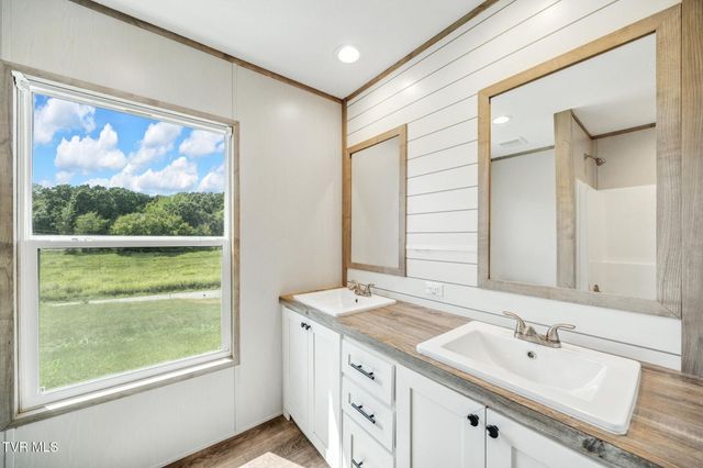 710 Mcdonald Road, Midway, TN 37809