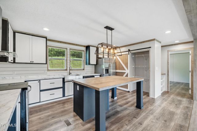 710 Mcdonald Road, Midway, TN 37809