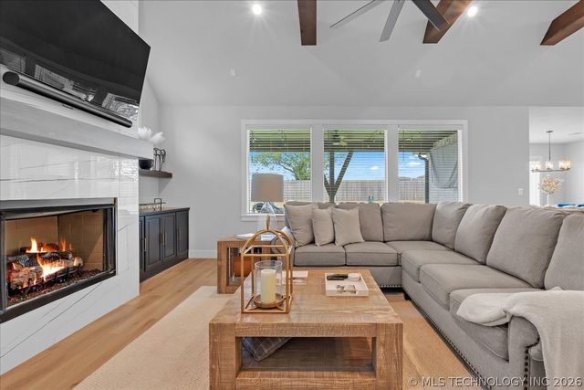 2957 E 146th Street S, Bixby, OK 74008