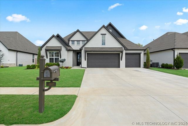 2957 E 146th Street S, Bixby, OK 74008