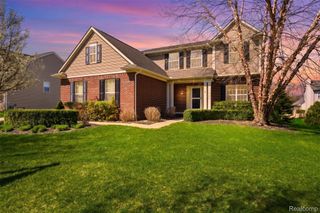 58 Blackberry Drive, White Lake Charter Township, MI 48386