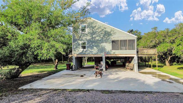 6318 Tercero, Brazoria, TX 77422