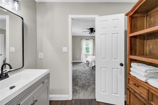 6318 Tercero, Brazoria, TX 77422