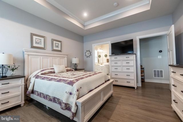 22 WINIFRED DR, Hanover, PA 17331