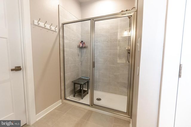 22 WINIFRED DR, Hanover, PA 17331