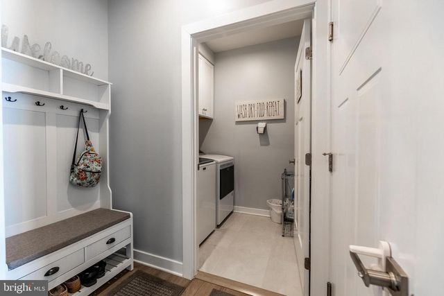 22 WINIFRED DR, Hanover, PA 17331