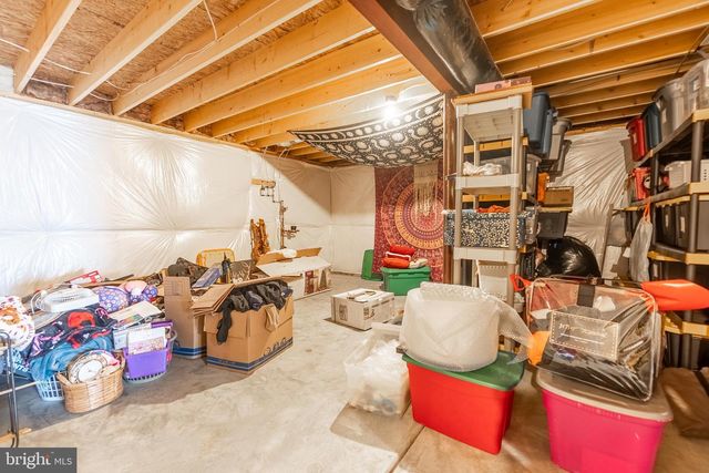 22 WINIFRED DR, Hanover, PA 17331