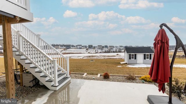 22 WINIFRED DR, Hanover, PA 17331