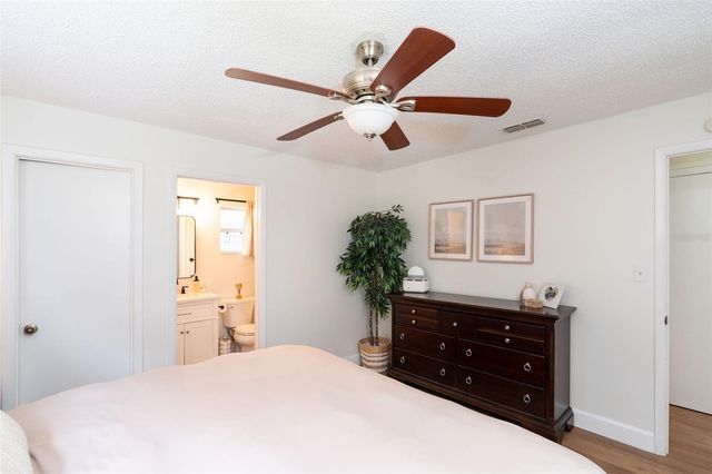 9509 HANDLEY COURT, Orlando, FL 32817