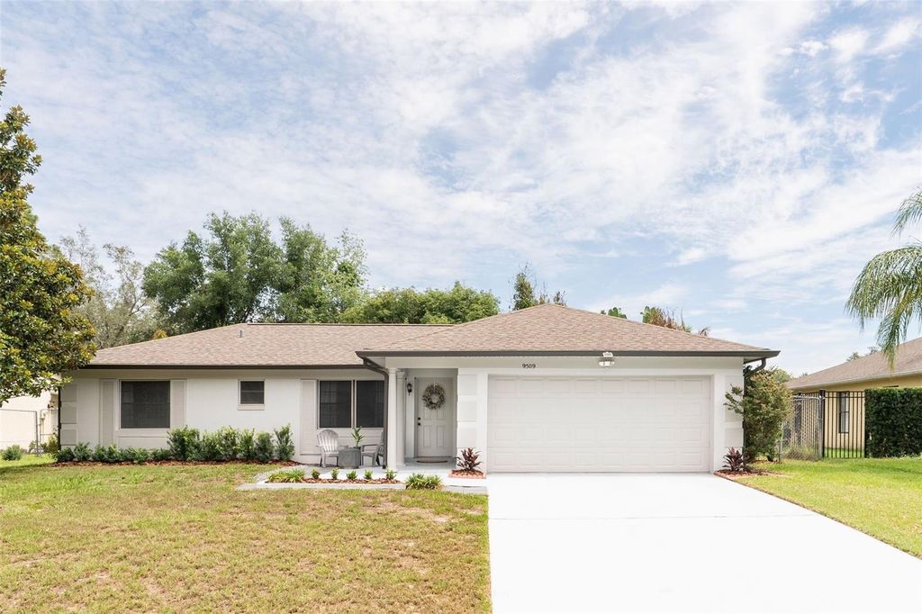 9509 HANDLEY COURT, Orlando, FL 32817