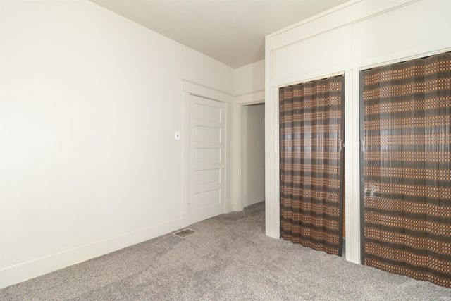 2117 Cherrywood Avenue, New Castle, IN 47362