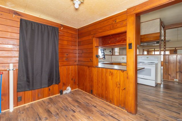 2117 Cherrywood Avenue, New Castle, IN 47362